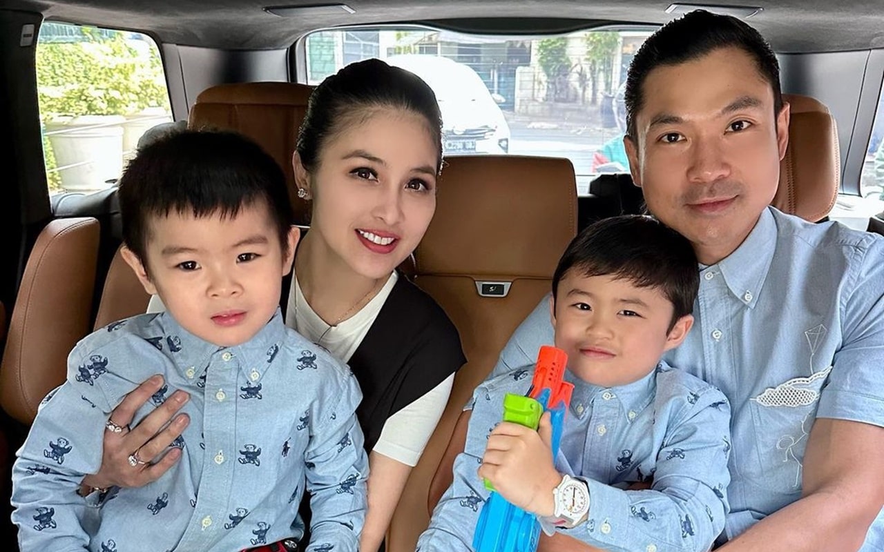 Mati Kutu Temani Sandra Dewi Shopping, Harvey Moeis Justru Lakukan Hal