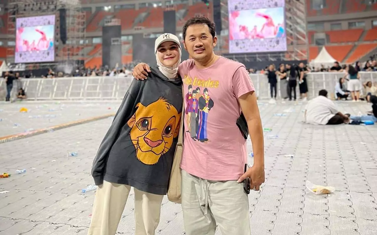 Zaskia Adya Mecca Sempat Merasa Terpaksa Berhijab, Suami Justru Minta Untuk Melepaskannya