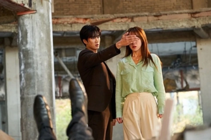 Staf \'See You in My 19th Life\' Spill Alasan Shin Hye Sun Ingat Kehidupan Masa Lalunya