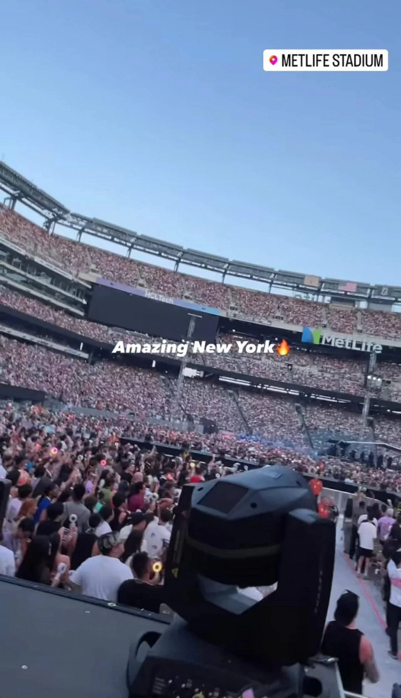 Penuh Ribuan Penonton, Skala Konser Twice Di Metlife Stadium Sukses Bikin Fans Merinding