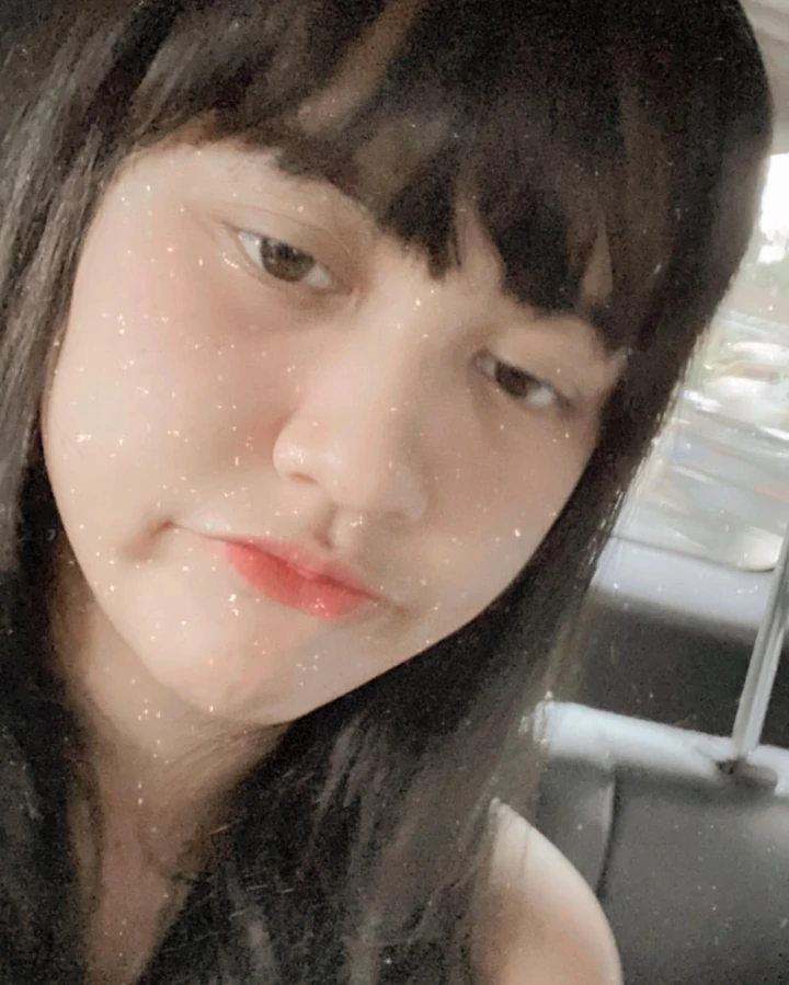Pamerkan Wajah Glowing