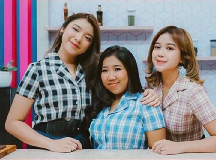 Trio JKT