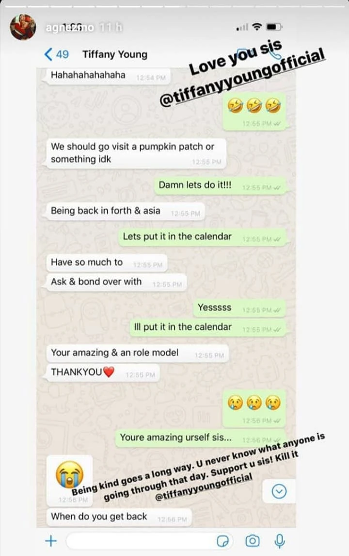 Chatting dengan Tiffany Young