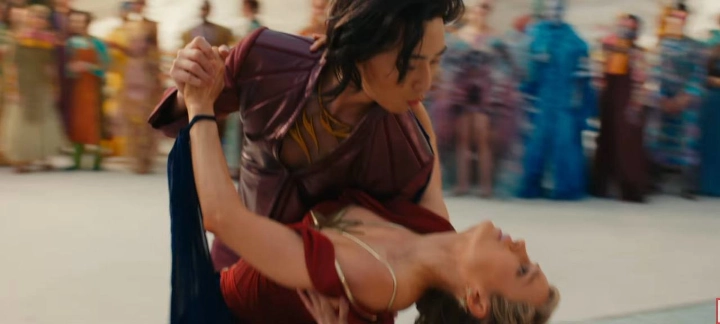 Park Seo Joon Dansa Dengan Brie Larson di Trailer \'The Marvels\'