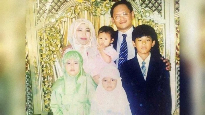Potret Masa Kecil