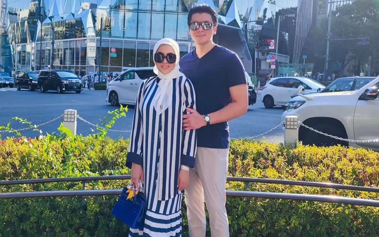 Postingan Syahrini Dikira Ngode ke Suami Ingin Diberi Hadiah Jam Tangan Mahal Mirip Punya Luna Maya