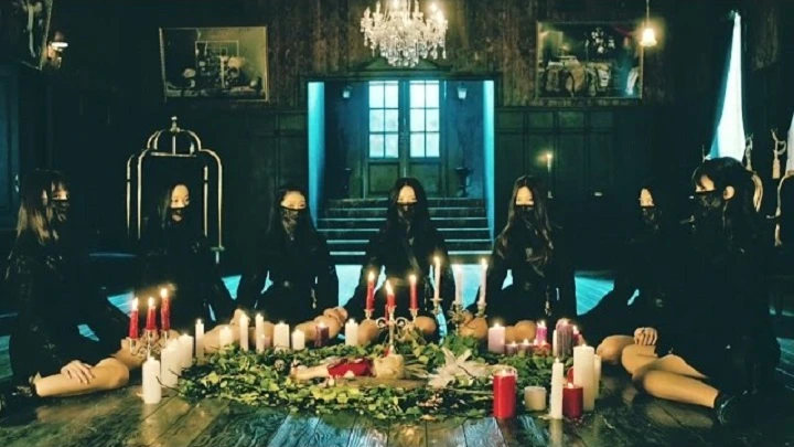 'Chase Me'- Dreamcatcher