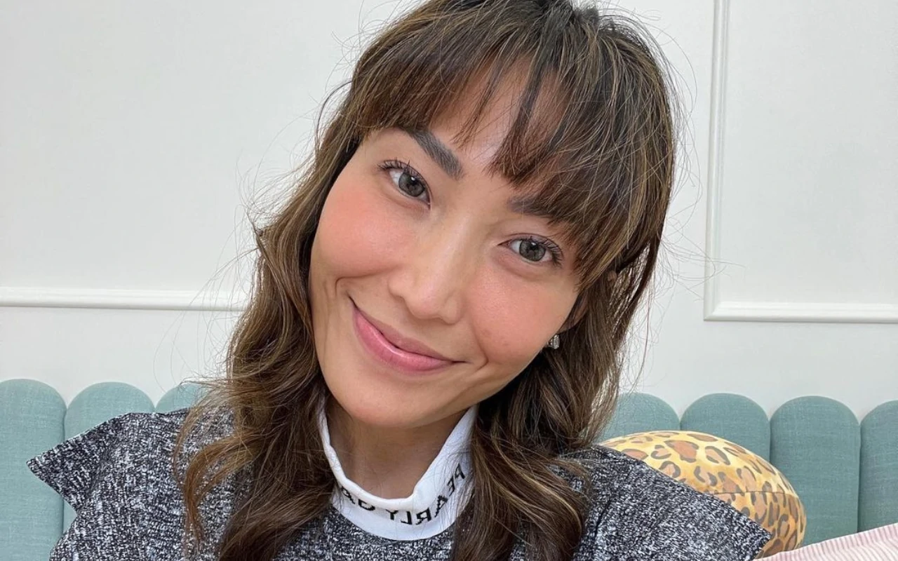 Ayu Dewi Bagi Tips Jitu Porotin Suami, Cuma Bisa Dilakukan Istri Sah!