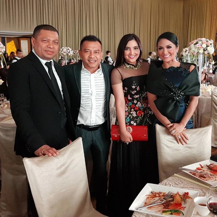 Raul Sempat Beri Kado ke Anang