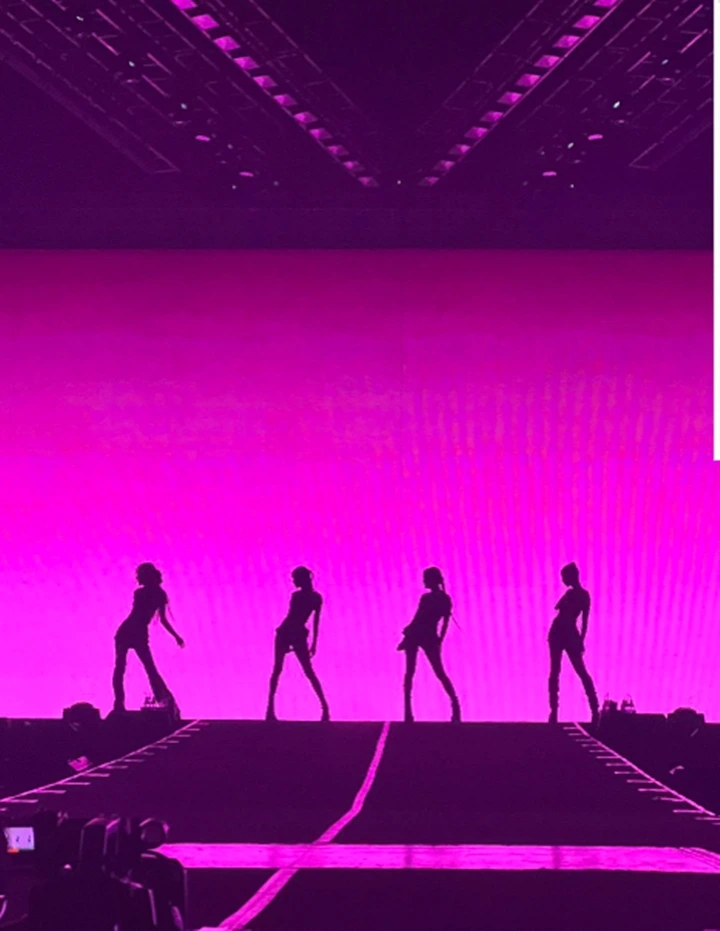 Siluet BLACKPINK di Konser \'BORN PINK\' Munculkan Reaksi Heboh Saking Nggak Nyatanya
