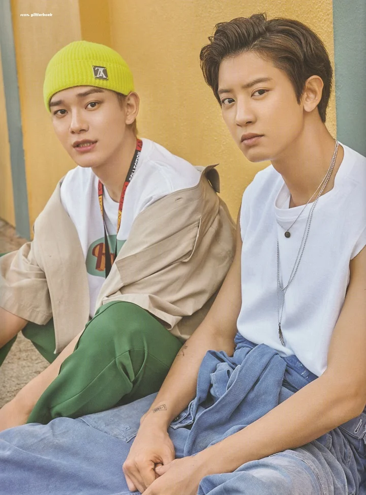 Chen dan Chanyeol EXO