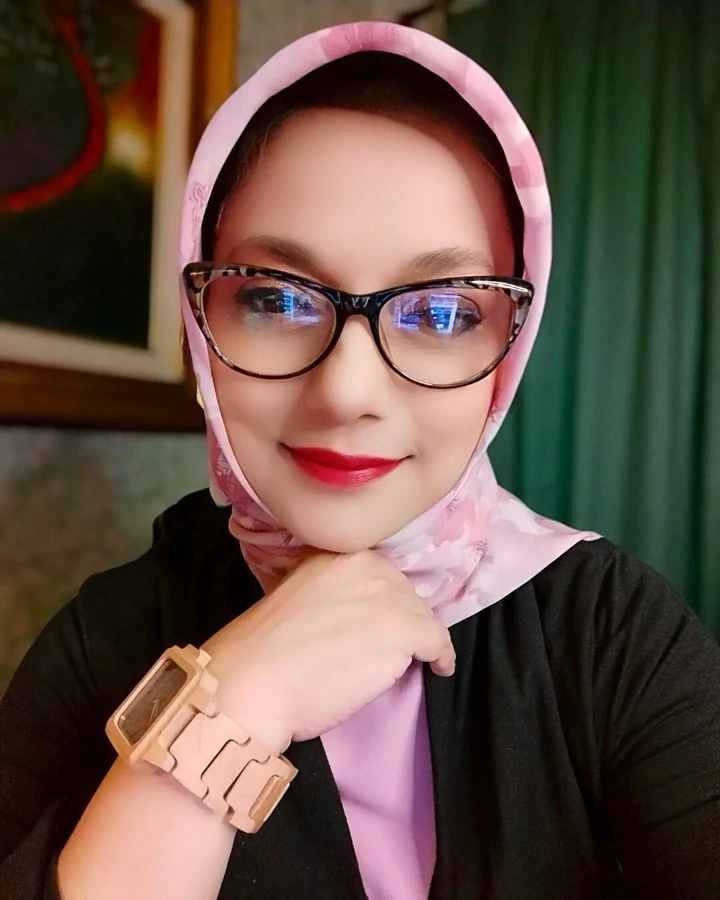 Marissa Haque