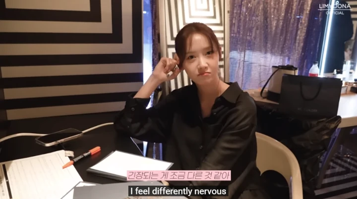 Yoona SNSD Beda Perasaan Antara Jadi MC Penghargaan TV & Festival Musik