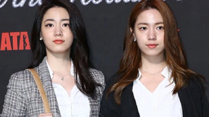 Ryu Hwayoung dan Ryu Hyoyoung