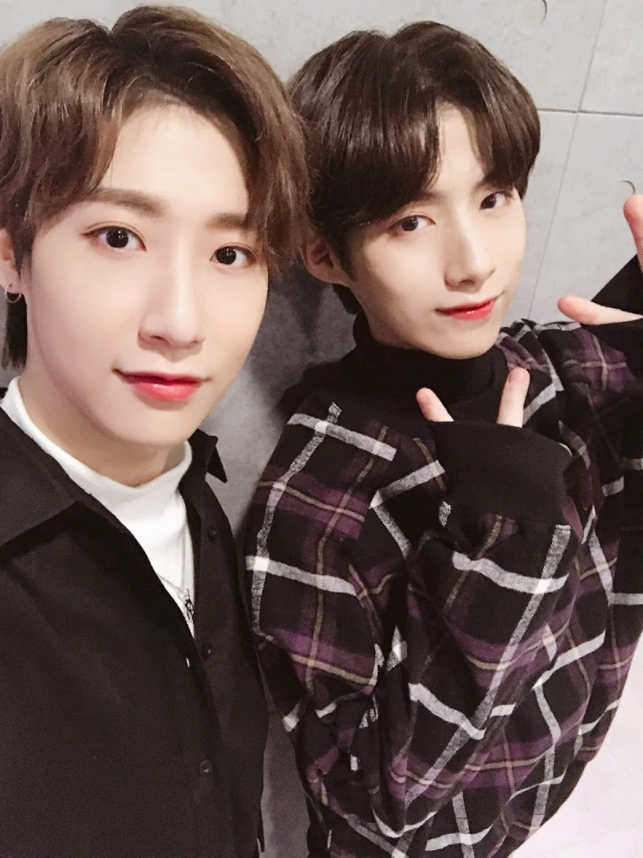 Xion Oneus dan Dongmyeong Onewe