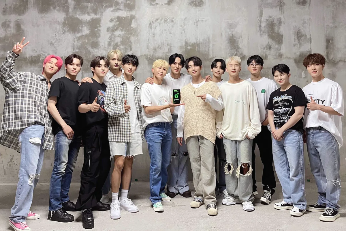 SEVENTEEN Desain Merch Spesial, Harga Barang S.Coups Cs Jadi Bahan Gosip