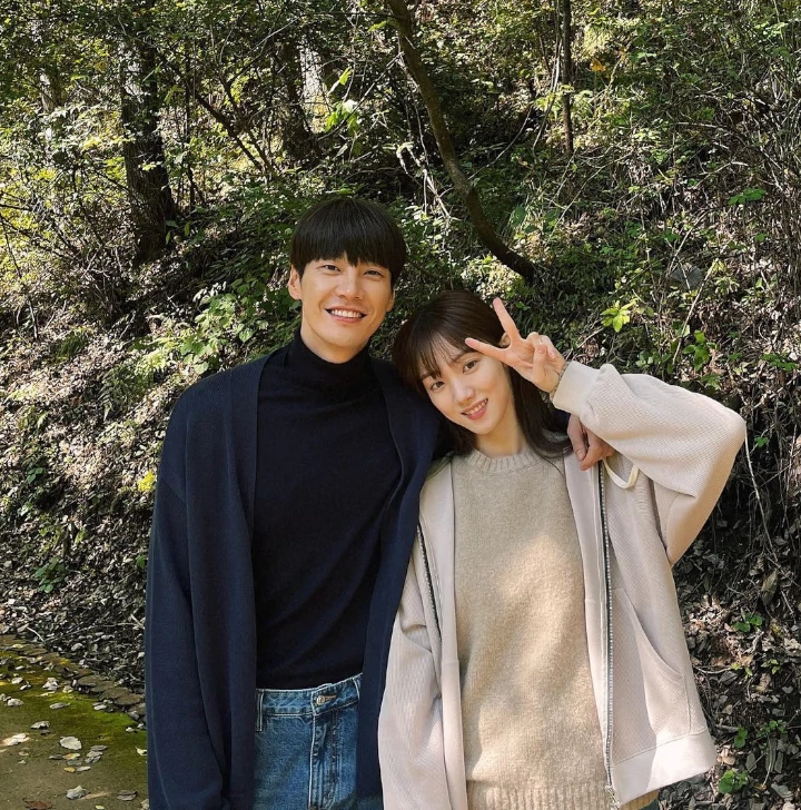 Kim Young Kwang dan Lee Sung Kyung