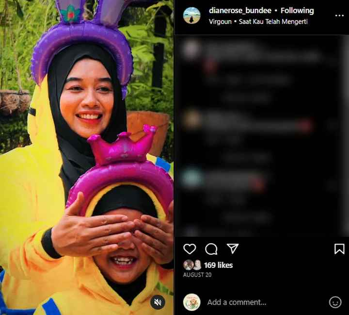 Eks Istri Opick Dian Rositaningrum Lepas Cadar