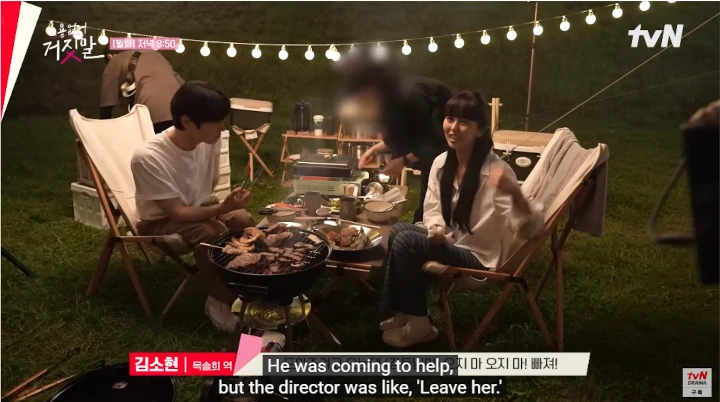Kim So Hyun Jatuh, Sutradara Larang Staf \'My Lovely Liar\' Menolong