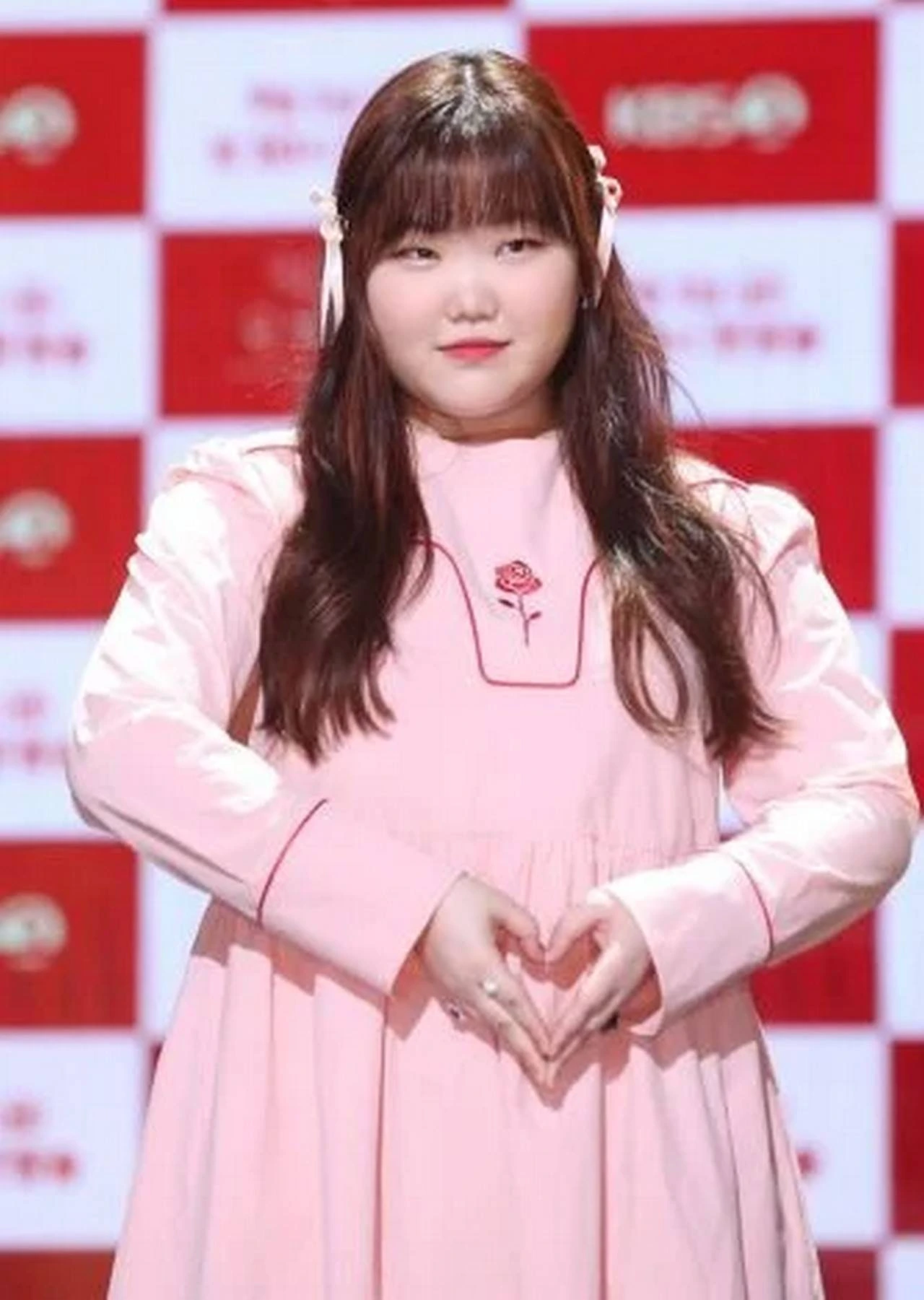 Tubuh Makin Berisi, Lee Suhyun AKMU Ungkap Alasan Dirinya Tak Bisa Kurus