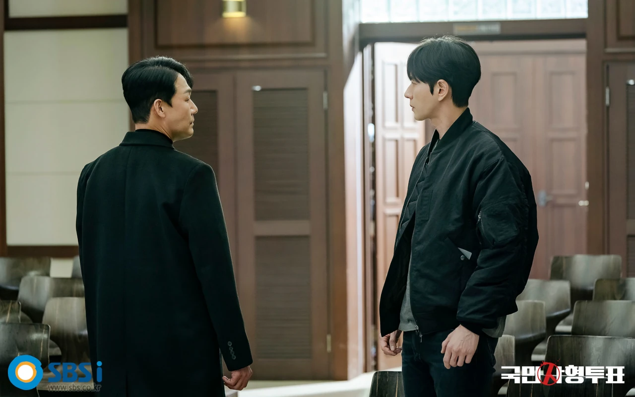 Masa Lalu Park Hae Jin dan Park Sung Woong Terungkap, 'The Killing Vote' Kokoh Puncaki Slot Tayang