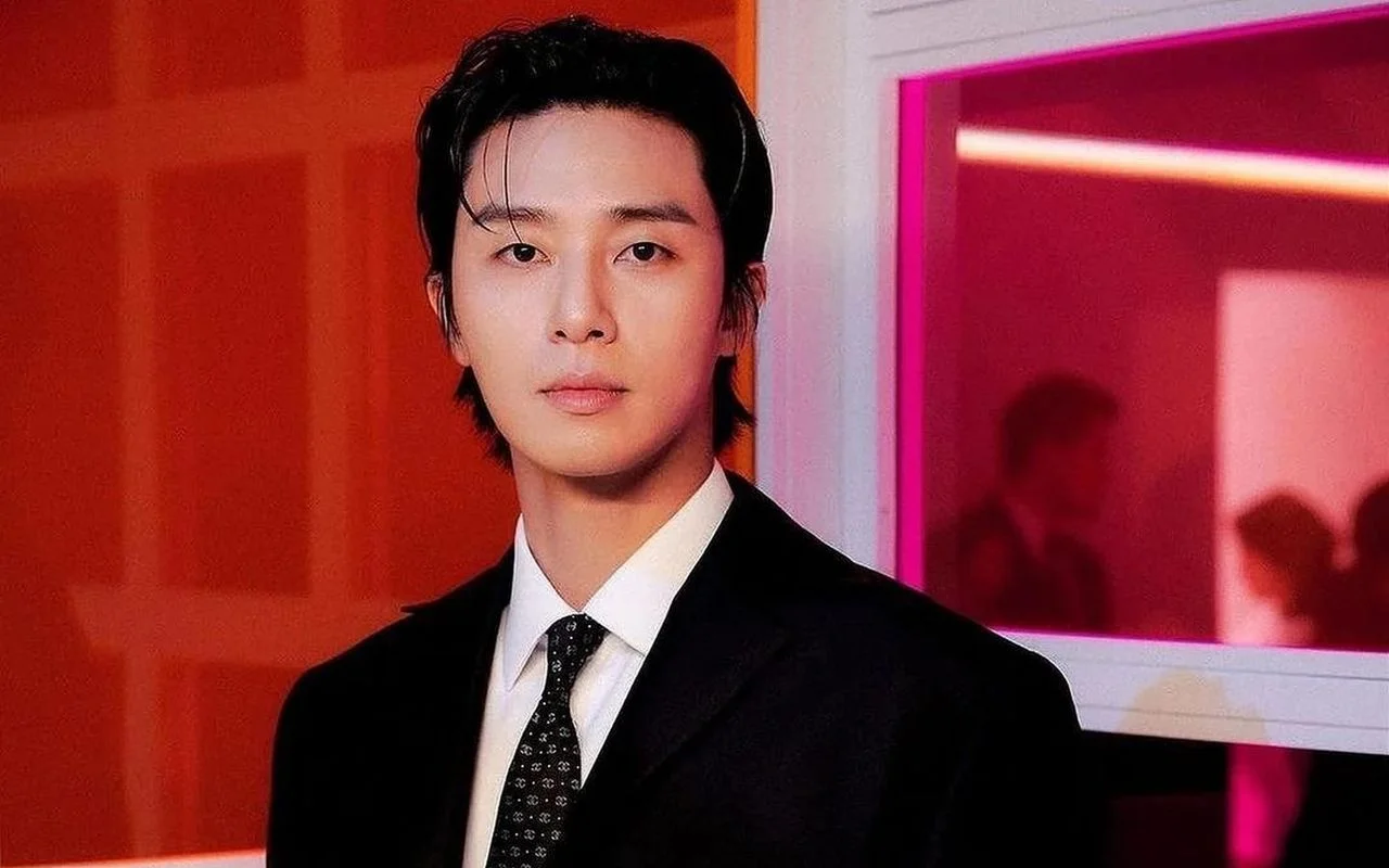 Park Seo Joon Mendadak Jadi Tren Meme Ala Jokes Bapak-Bapak
