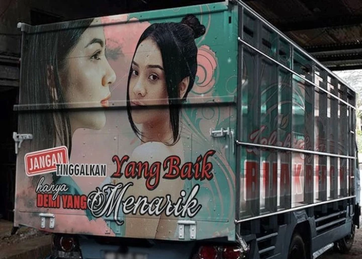 Anya Geraldine dan Ariel Tatum