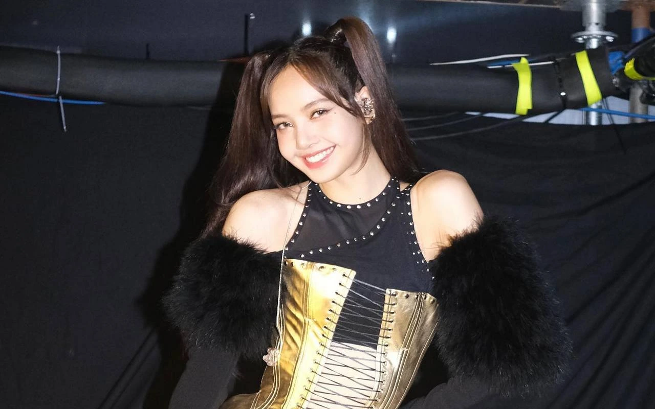 Kontroversi Penampilan Solo Lisa BLACKPINK di Paris Dikaitkan Dengan Perpanjangan Kontrak