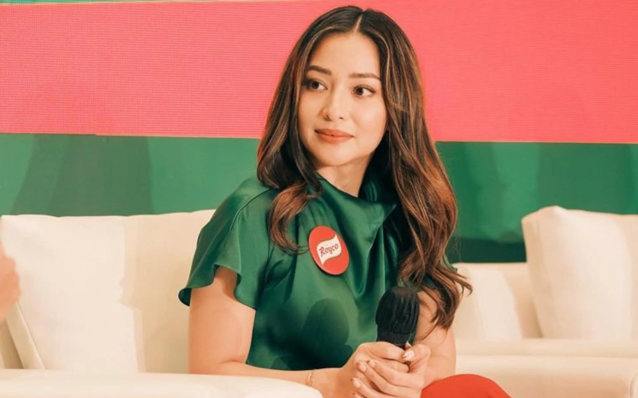 Nikita Willy Suapin Baby Issa Yang Tiru Gaya Makan Anjing, Kesabaran Disanjung