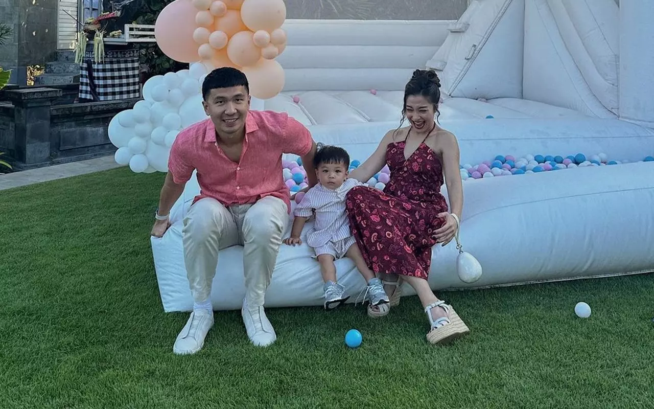 Biasa Tidur Sendiri, Tingkah Issa Saat Seranjang dengan Nikita Willy dan Indra Tak Terduga