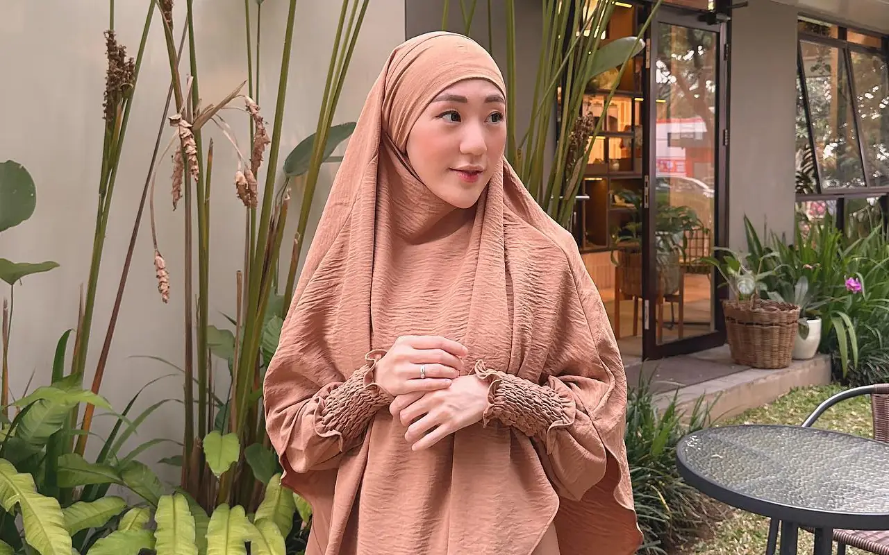 Larissa Chou Perlihatkan Sosok Sang Ayah Tiri, Disebut Mirip Dirinya dan Yusuf