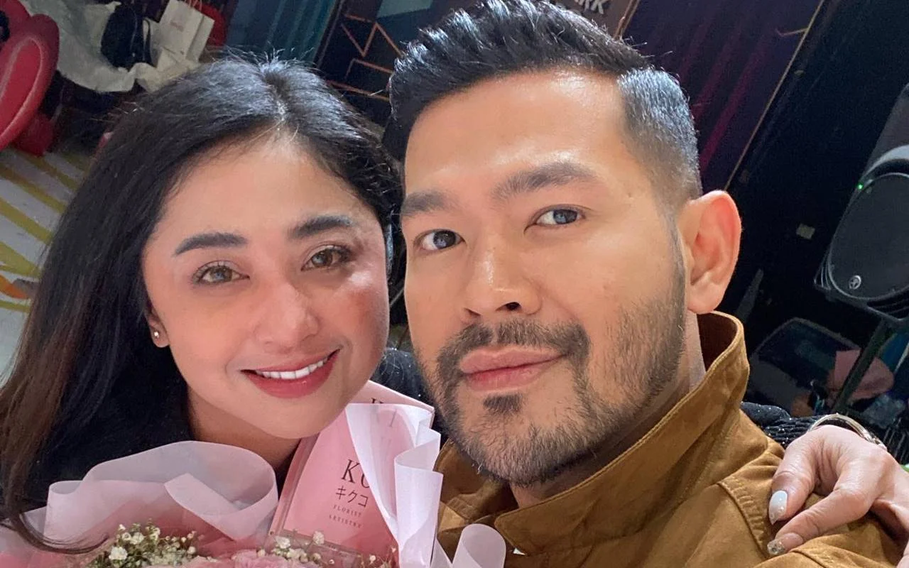 Dewi Persik Risih Diisukan Putus, Rian Ibram Singgung Status Jomblo