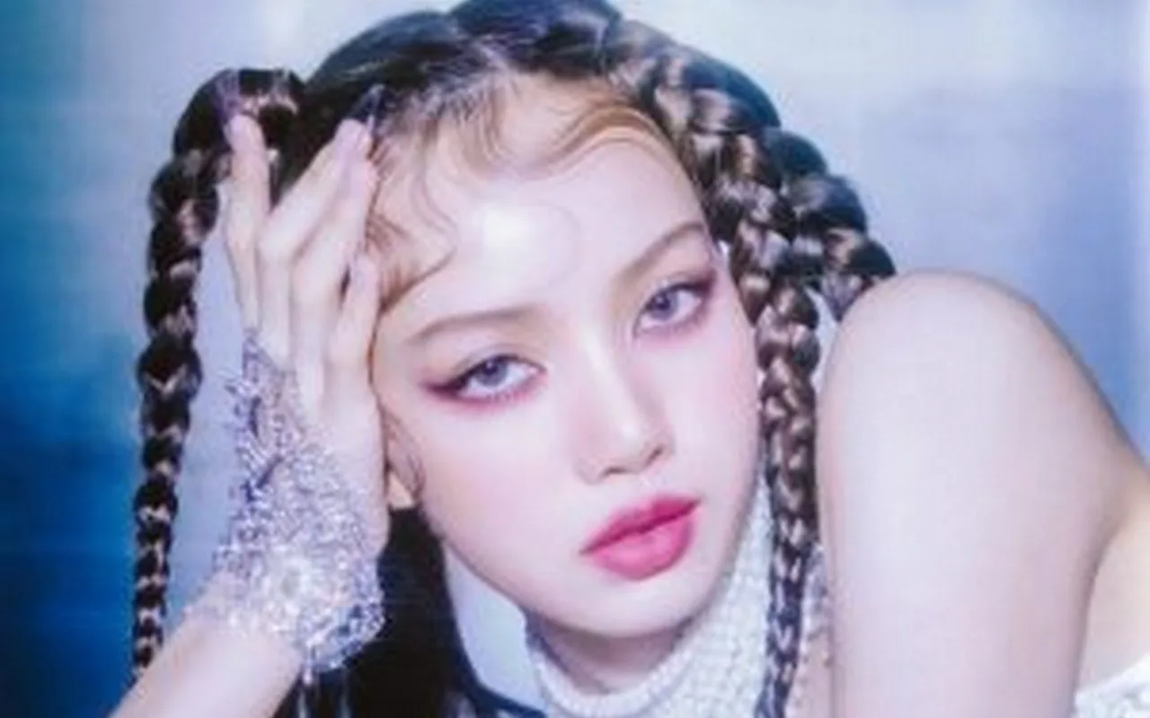 Pres Rilis YG Ent Terkait Lisa BLACKPINK Sukses Untungkan Agensi di Tengah Perpanjangan Kontrak