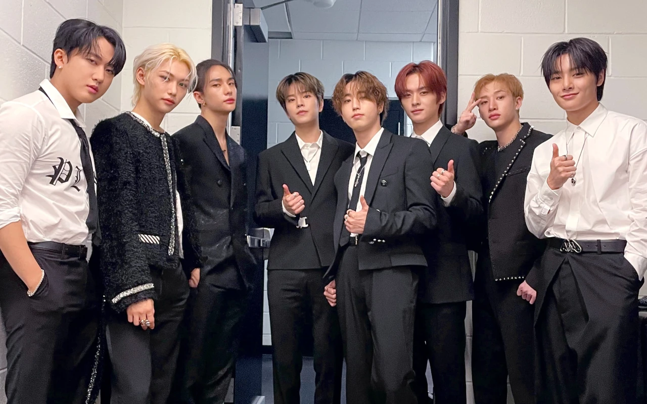 Stray Kids Viral Gegara Reaksi Saat Lihat Fans yang Minum Soju di Konser