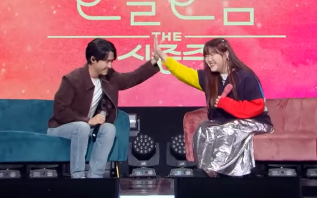 Duet D.O. EXO dan Lee Suhyun AKMU Viral, Cara Nyanyi Sampai Keluar Urat Jadi Bahasan