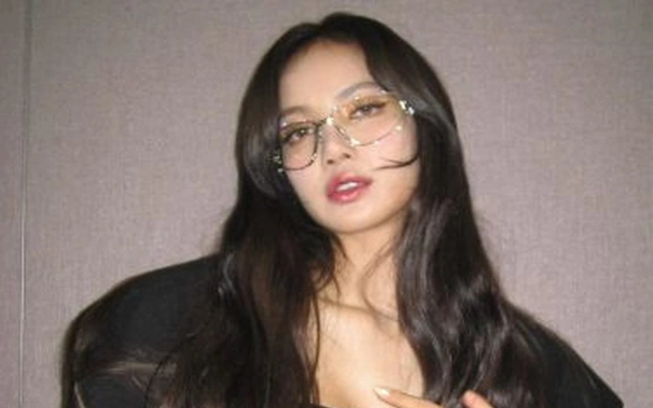Ungkap Cinta Ke Fans, Lisa Sebut Konser Encore 'Born Pink' Momen Berharga di Tengah Gemelut Kontrak