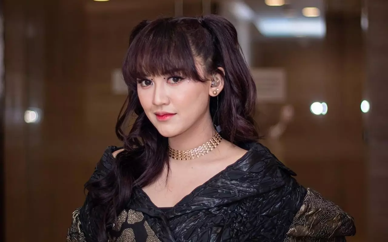 Narsis, Happy Asmara Bombardir Foto Cantik Untuk Dijadikan Wallpaper Bikin Salfok Abis