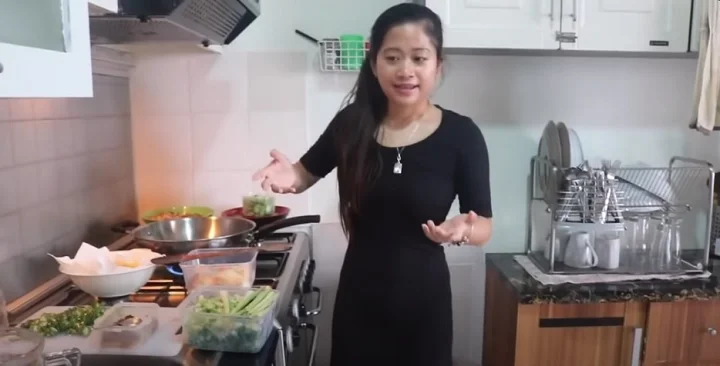 Video Pertama