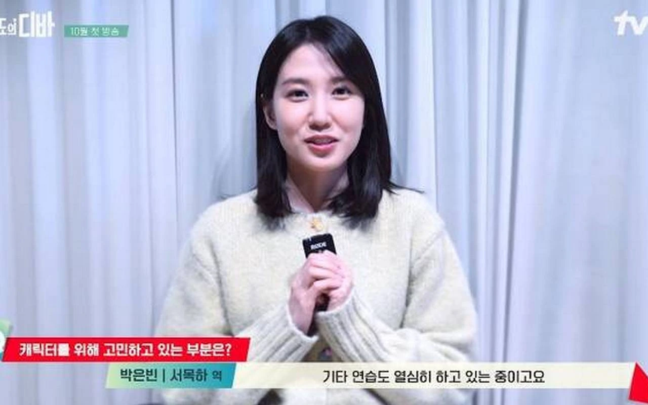 Park Eun Bin Rela Belajar Gitar Hingga Dialek Baru Demi Karakter di 'Castaway Diva'
