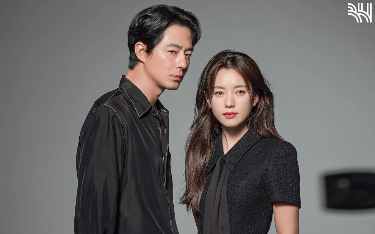 Jo In Sung & Han Hyo Joo Adu Mulut Sebelum Syuting Ciuman 'Moving'