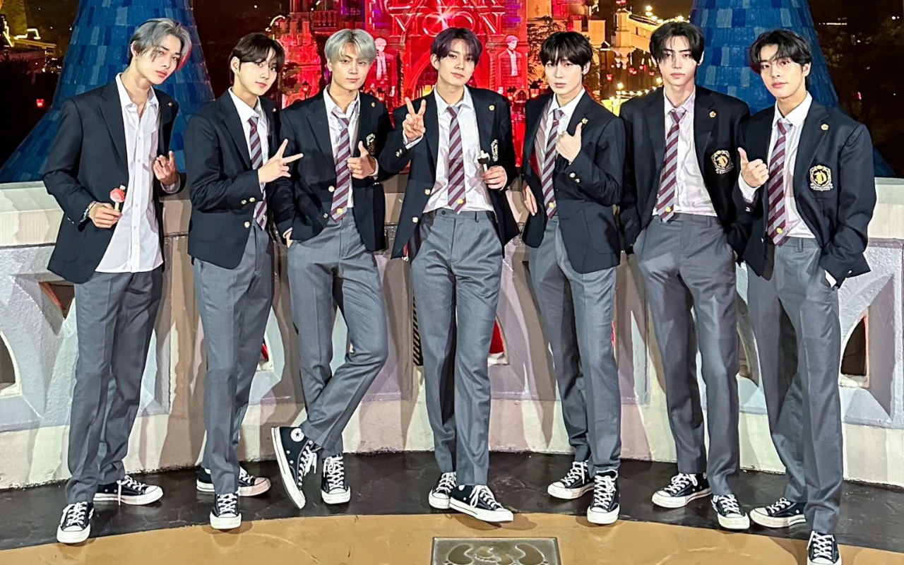 ENHYPEN Dibandingkan Dengan Versi Gepeng 'Dark Moon', Sunghoon Jadi Hot Topic