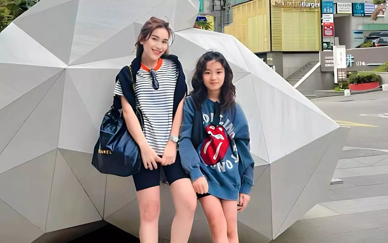 Lagi Di Korea, Ayu Ting Ting Unjuk Skill Bahasa Gak Kaleng-Kaleng Bak Warga Lokal