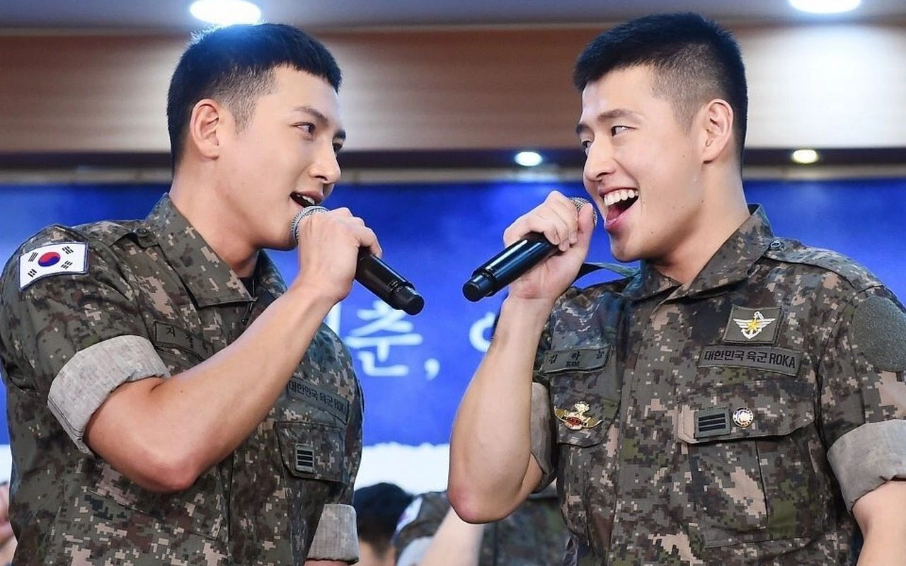 Bercukur Dulu Itu Penting, Kang Ha Neul Bicara Soal Adegan Ciuman Dengan Ji Chang Wook di Musikal
