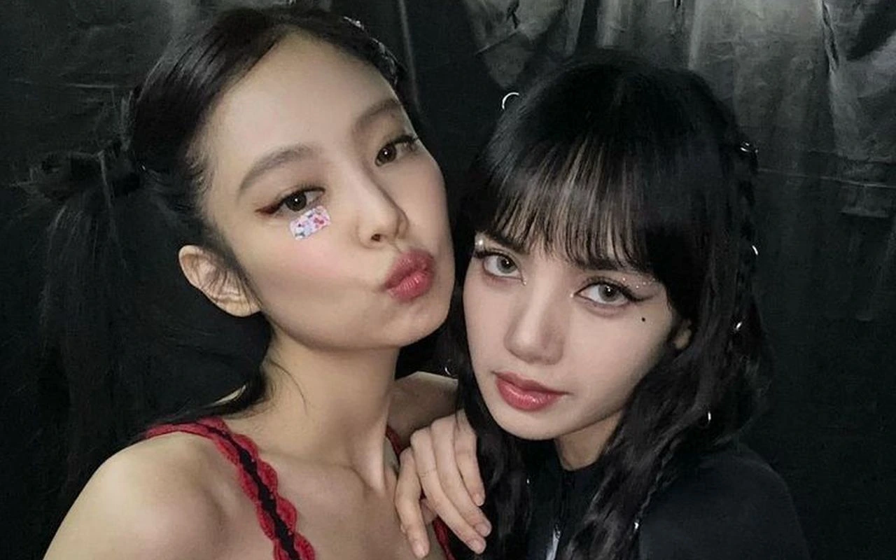 Jennie Disebut Tak Bisa Berhenti Teriak & Heboh Nonton Penampilan Lisa di Crazy Horse