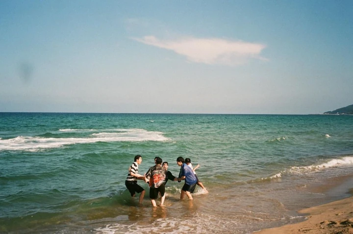 Kebersamaan Di Laut