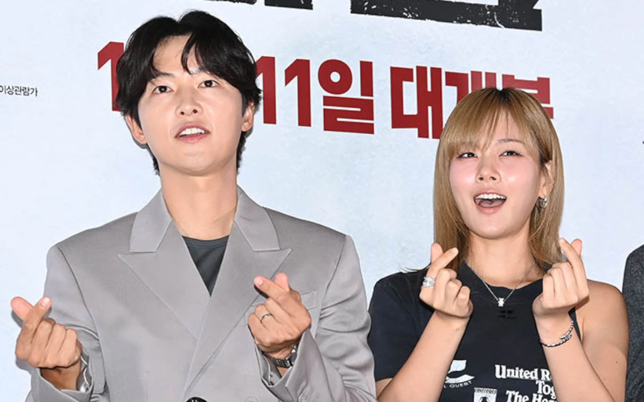 BIBI Sering Ditraktir Song Joong Ki di Lokasi Syuting 'Hopeless'