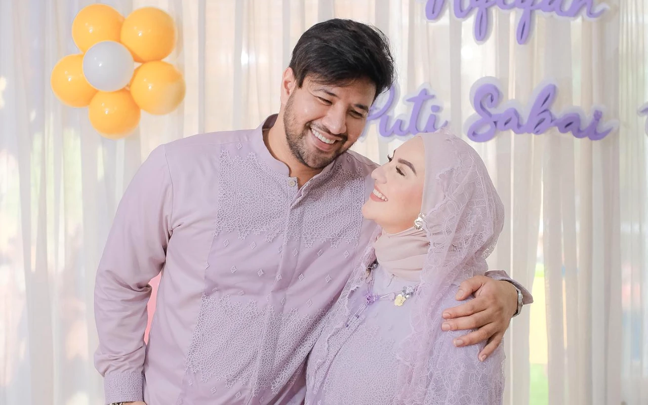 Rumor Ammar Zoni Digugat Cerai Irish Bella, Ekspresi Wajah Saat Bahas Rumah Tangga Dibongkar Pakar