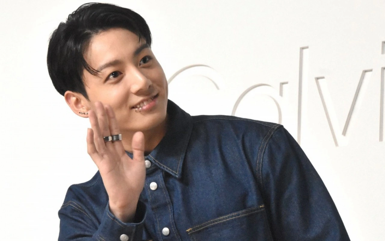 Jungkook Curi Sorotan Dengan Penampilan Kece di Acara Calvin Klein di Jepang