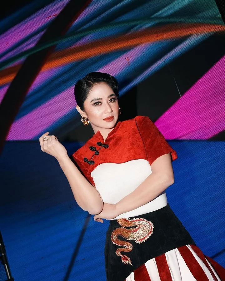 Dewi Perssik