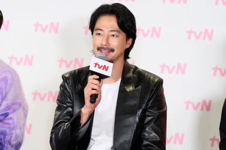 Jo In Sung Ungkap Daya Tarik Han Hyo Joo di \'Unexpected Business 3\' Jo In Sung Ungkap Daya Tarik Han Hyo Joo di \'Unexpected Business 3\'